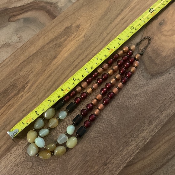 Stone necklace - Picture 2 of 3